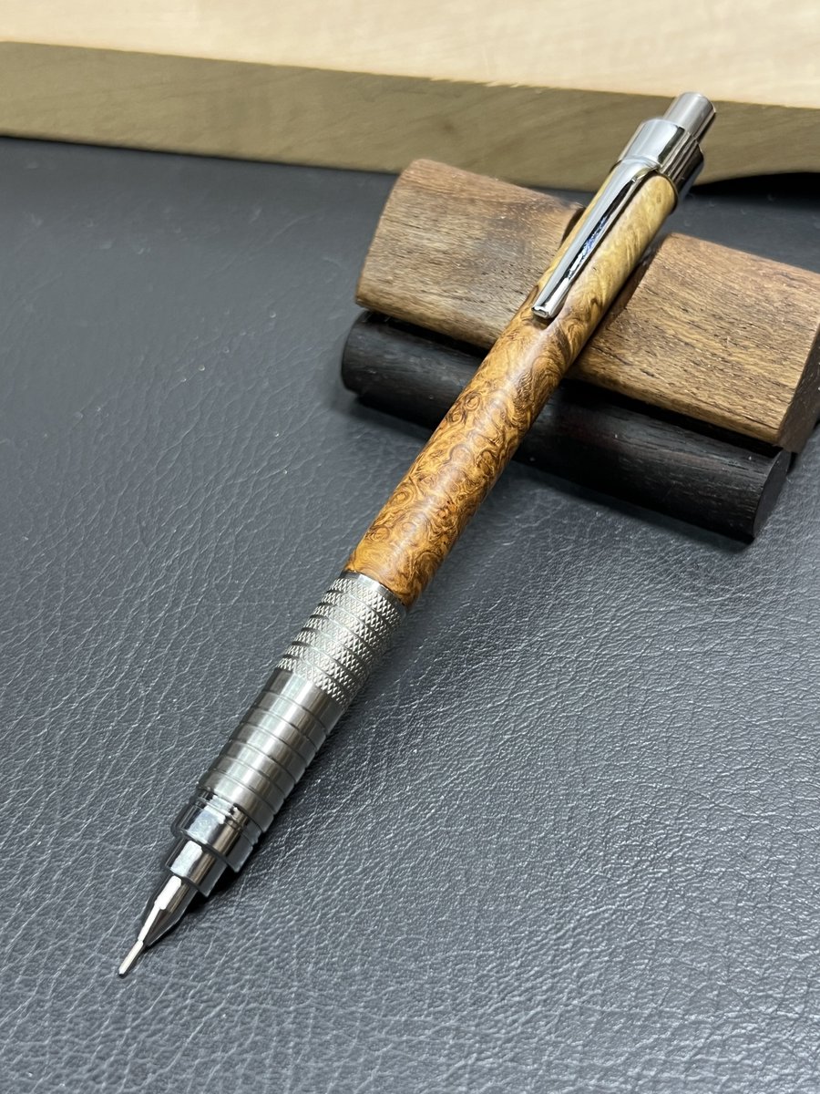 STデュポン／スターリングシルバー製高級ボールペン。【パーラメントの