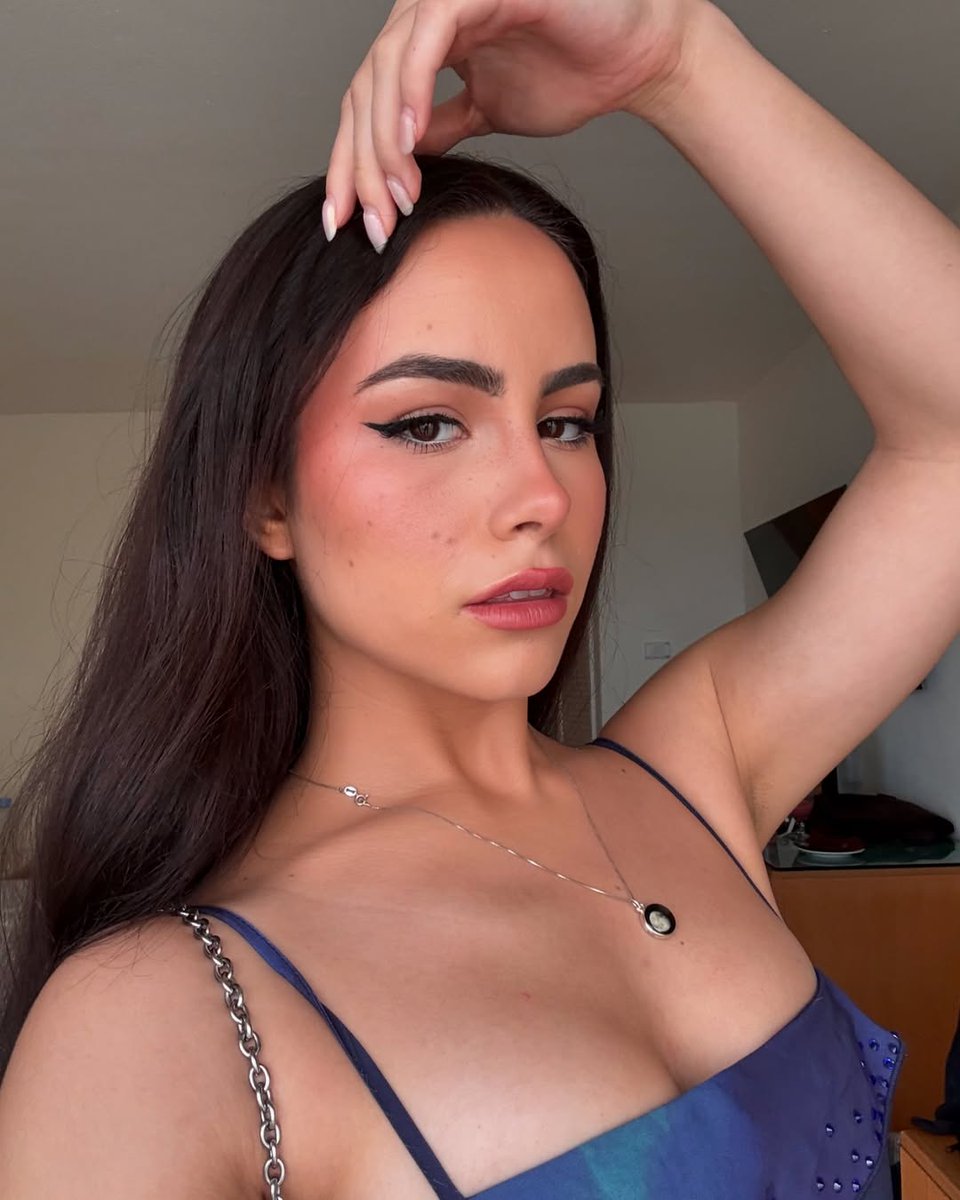 spoinky__'s tweet photo. Sofia Elizabeth https://t.co/TBfnAbgzbz