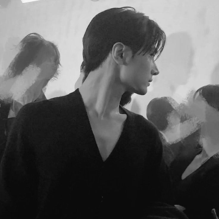 missvyen's tweet photo. Contract
-a short  🔞 #jaywon au where... 

Lian (jw), an architecture student, pressured into an unwanted arranged marriage, seeks a temporary distraction and finds it in Zyg (jy), a stranger he found online, unaware that he is his fiancé. https://t.co/M8EeMTxjrm