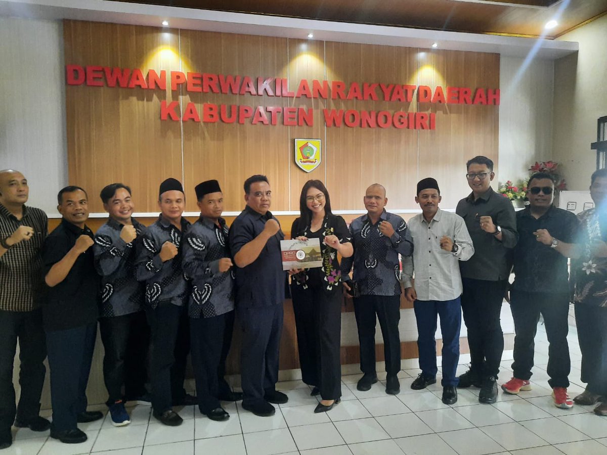 Senin, 20 Januari 2025, DPRD Kab. Wonogiri menerima kunjungan kerja dari Komisi II DPRD Kab. Ngawi dan Komisi A DPRD Kab. Semarang.
