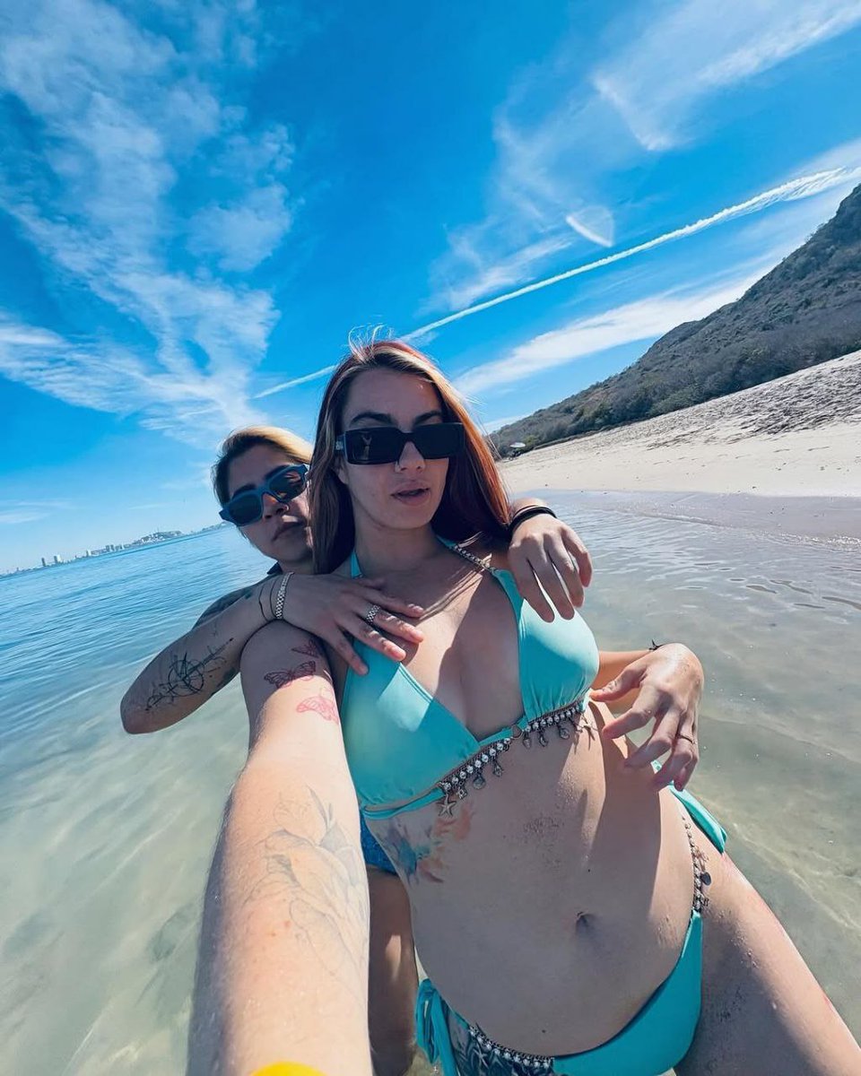 MontesUpdate's tweet photo. Ustedes tan 
✨️C O U P L E   G O A L S✨️ 🥹🩷

En algún lugar en Mazatlán... 🫶

#BebaMontes #Bebitz #MontesUpdate https://t.co/4rY9eTUX52