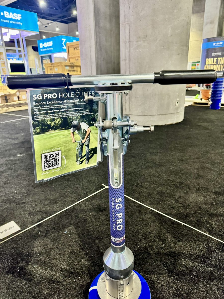 StandardGolf's tweet photo. ๐จ GIVEAWAY ๐ฅ
We are giving away 3๏ธโฃ Hole Cutters! Scan the QR Code and Fill out some Info! #TheStandardWay https://t.co/JCpUT5oM6N