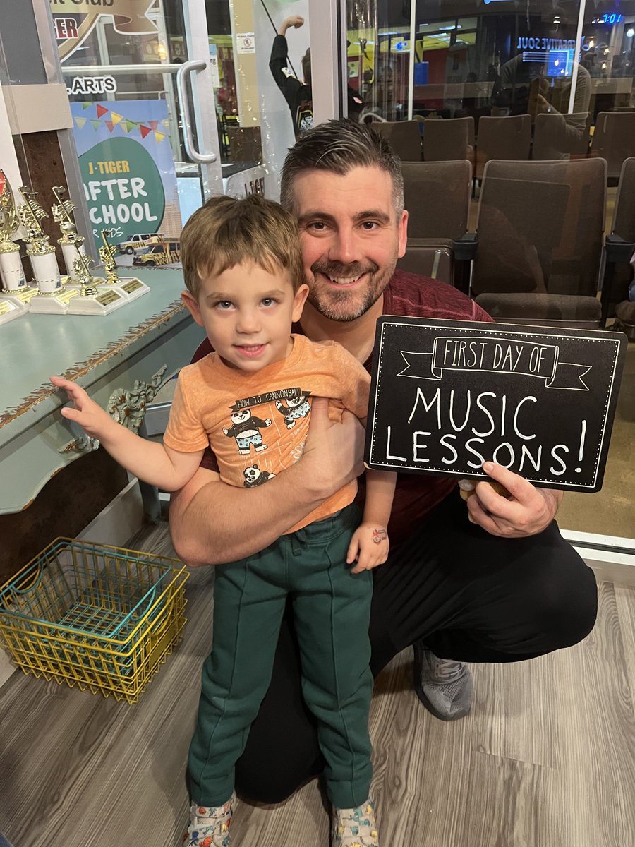 CSmusicschool's tweet image. 🌟 Exciting news! Our first lesson was a huge success! 🎉✨ The energy was electric, and everyone jumped right in. Can't wait to see how we all grow together! 💪📚 Here’s to many more amazing sessions ahead! 🙌 #FirstLesson #LearningJourney #TeamSpirit