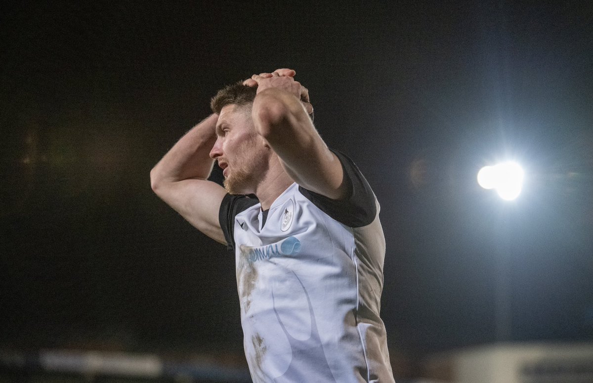 <a href="/telfordutd/">AFC Telford United</a> v <a href="/Biggleswade1874/">Biggleswade Town FC</a> 

<a href="/BBCShropSport/">BBC Sport Shropshire</a> <a href="/BBCShropshire/">BBC Shropshire</a> <a href="/StevenHumbles/">Steven Humbles</a> <a href="/jslovechild/">Jimmy Sirrel's Lovechild</a>
