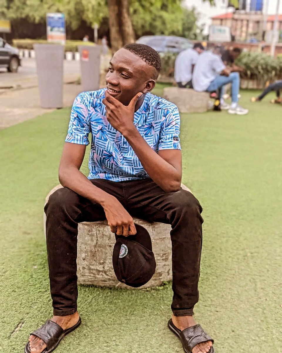 TizziYoung's tweet image. &quot;Happy Birthday to Me!
Grateful for another year of growth, lessons, and blessings. Cheers to new opportunities, bigger dreams, and the courage to chase them. Here’s to becoming the best version of myself—one day at a time.
#newmilestone
#newchapter
#newchallenge