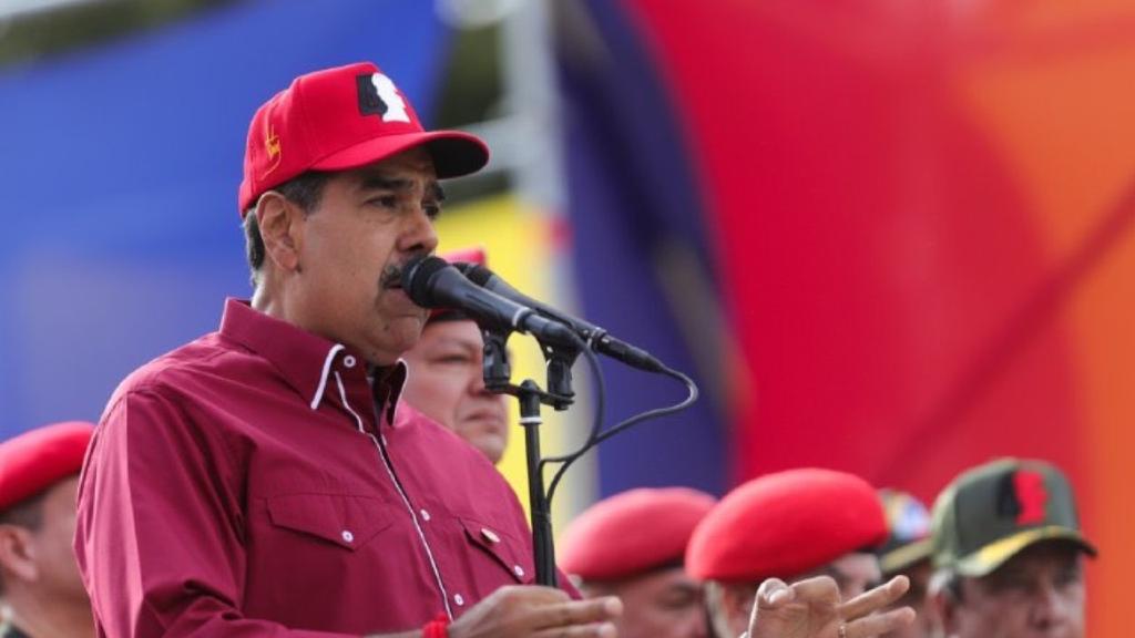 Joseanperdomo's tweet photo. 🔴NACIONALES🔴📰🗞️
Presidente Nicolás Maduro, durante la conmemoración del Día de la Dignidad Nacional, a propósito de las elecciones del 27 de abril, propuso que en la mencionada fecha se realice también la segunda Consulta Popular Nacional de este 2025
https://t.co/QJ9D6riiUj https://t.co/vQSzPrqmIv