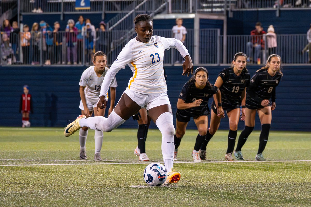 Pitt_ATHLETICS's tweet photo. Another week, another @Pitt_WSOC #ProPanther‼️

Congrats to Samiah Phiri for signing with @FCN_Feminines in the French Première Ligue 👏 https://t.co/XWAWbCiz1x