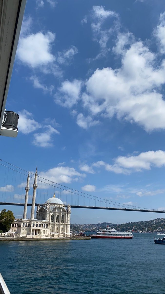 AsaadinIstanbul's tweet photo. A peaceful moment by the Bosphorus, where the past and present flow together.🌉 https://t.co/iysmS94zq4