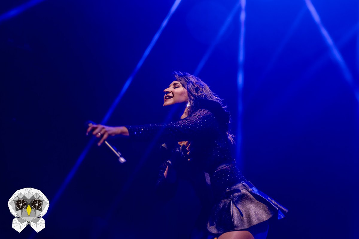 BlancaLechuza's tweet photo. El #ReviveTour de @kudai trajo a la alineación original al escenario del Pepsi Center donde con un setlist repleto de sus icónicas canciones, la banda abarrotó el recinto.
Los acompañaron los de Mexicali, #NikkiClan
Nuestra cobertura: https://t.co/b88wNSeqoE
@Lobia_ https://t.co/H99YgvtGOu