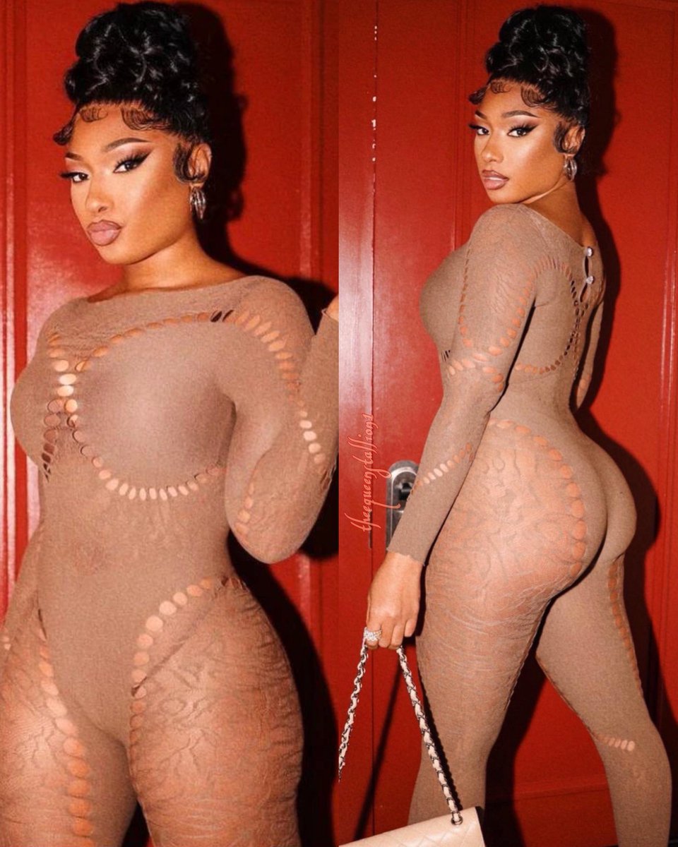 queen_stallion1's tweet photo. Megan Thee Stallion🤎🤎🤎

THE FRONT                              THE BACK https://t.co/GPFKssXzZZ