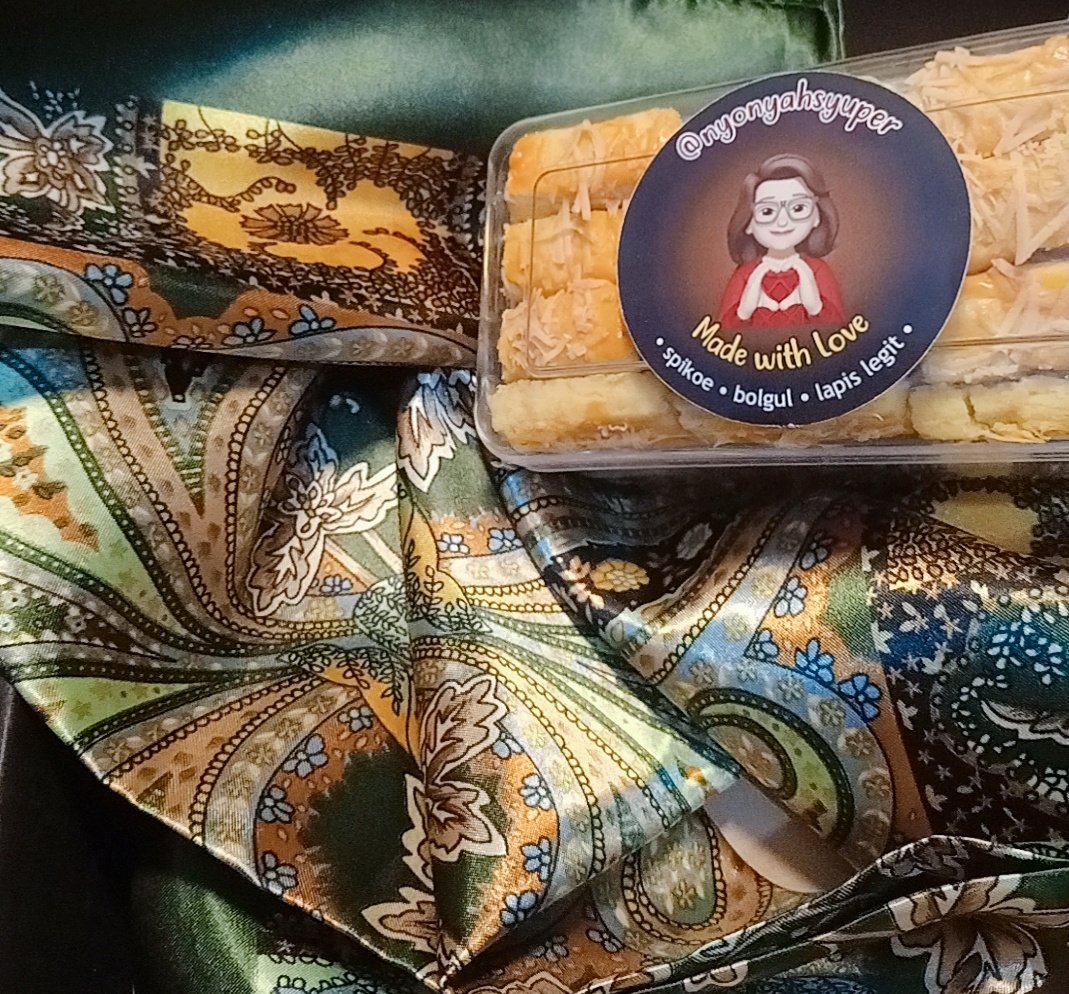 nyonyahsyuuper's tweet photo. ⚠️GeeAaah ⚠️ 

Paket isi scarf dan cookies @nyonyahsyuuper free ongkir seNKRI 

✅Repost 

Cuzz
End cepet https://t.co/mi4Nm4D72h
