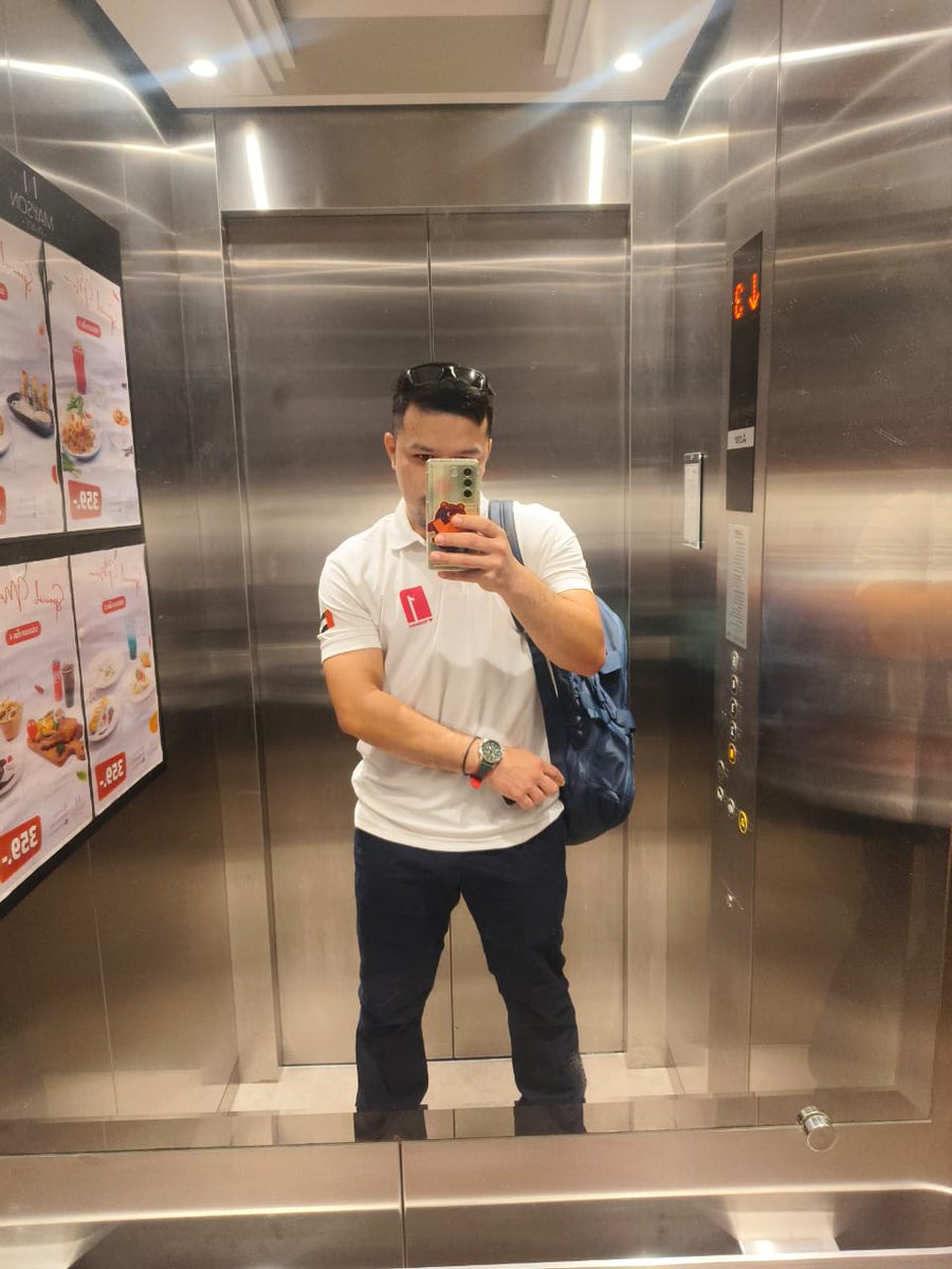 TravelerGiant's tweet photo. ตื่นเช้า ไปทำงานที่เรารักกัน😅 https://t.co/Mr6U4X7qVa