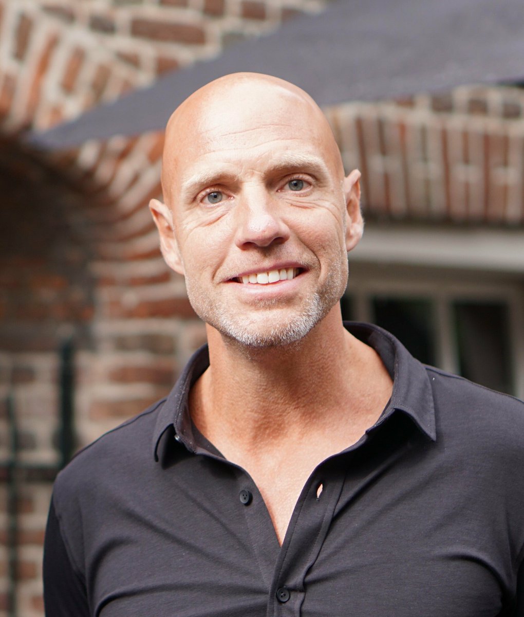 Cell Therapy News (@celltherapynews) on Twitter photo Collaborators including <a href="/rvdmnanomeds/">Roy van der Meel</a> and <a href="/WillemNANO/">MulderLab</a> established nature-inspired platform nanotechnology for RNA delivery to #myeloid cells and their #BoneMarrow progenitors. 🧬 🚚
<a href="/NatureNano/">Nature Nanotechnology</a> | go.nature.com/4hlDMnK Collaborators including <a href="/rvdmnanomeds/">Roy van der Meel</a> and <a href="/WillemNANO/">MulderLab</a> established nature-inspired platform nanotechnology for RNA delivery to #myeloid cells and their #BoneMarrow progenitors. 🧬 🚚
<a href="/NatureNano/">Nature Nanotechnology</a> | go.nature.com/4hlDMnK