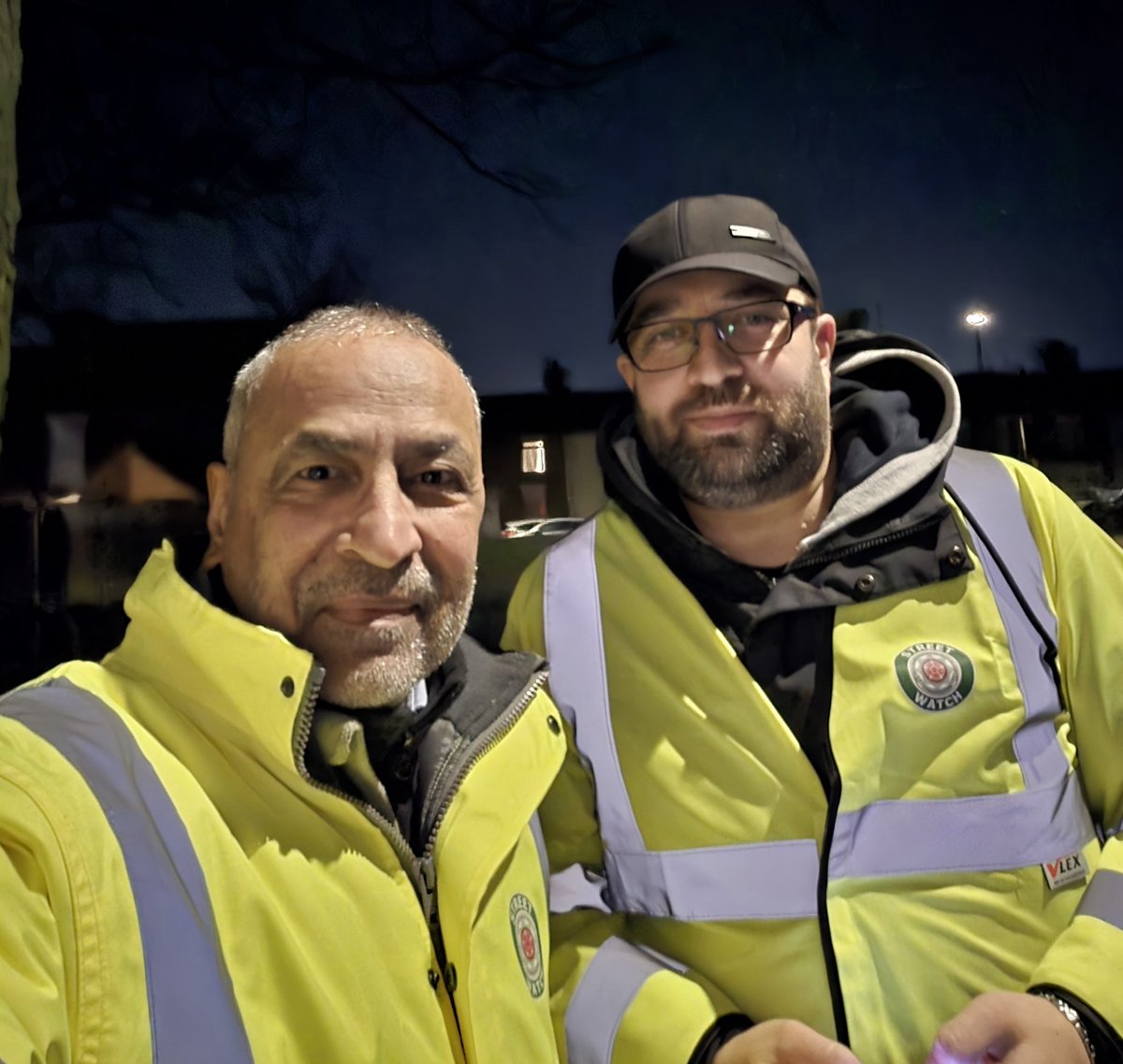 As a result of numerous reports of car windows being broken and vandalism on the streets of Victoria Ward, together with Bogdan Cesauanu as community street watch members we  walked around the ward and found no issues noticed . Stay Safe.