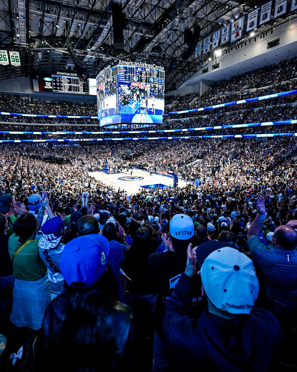 FOS's tweet photo. The Mavericks have offered refunds for remaining home games this season to fans who have canceled their season ticket plans.

It's valued at around $2,000.

(h/t @_abigaiiiil) https://t.co/GqqKWwpMJE