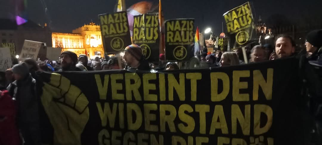 Unite Against Fascism (@uaf) on Twitter photo Huge anti fascist demonstration against the extreme right FPO
In Vienna, Austria right now!
Such mobilisations can push the little Hitlers back.
<a href="/AntiRacismDay/">Stand Up To Racism</a> <a href="/Searchlight_mag/">@Searchlightmagazine</a> Huge anti fascist demonstration against the extreme right FPO
In Vienna, Austria right now!
Such mobilisations can push the little Hitlers back.
<a href="/AntiRacismDay/">Stand Up To Racism</a> <a href="/Searchlight_mag/">@Searchlightmagazine</a>