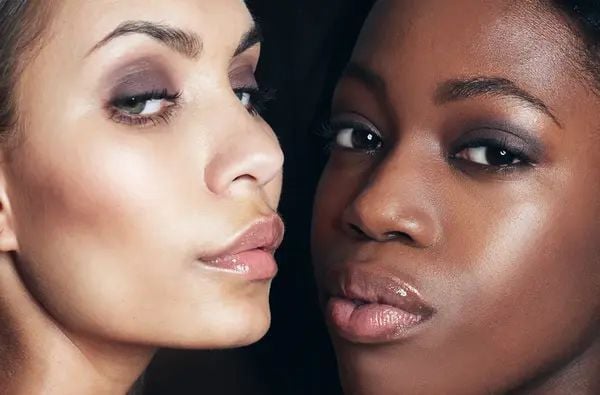 MediataAd's tweet image. Perfecting Semi-Permanent Brow Makeup for Darker Skin Tones

Read full article here 👉🏻👉🏻 buff.ly/42Bikqh

#DarkerSkinMakeup #MakeupTips #MakeupTutorial #DarkerskinTutorial #DarkerSkin #DarkerSkinTips