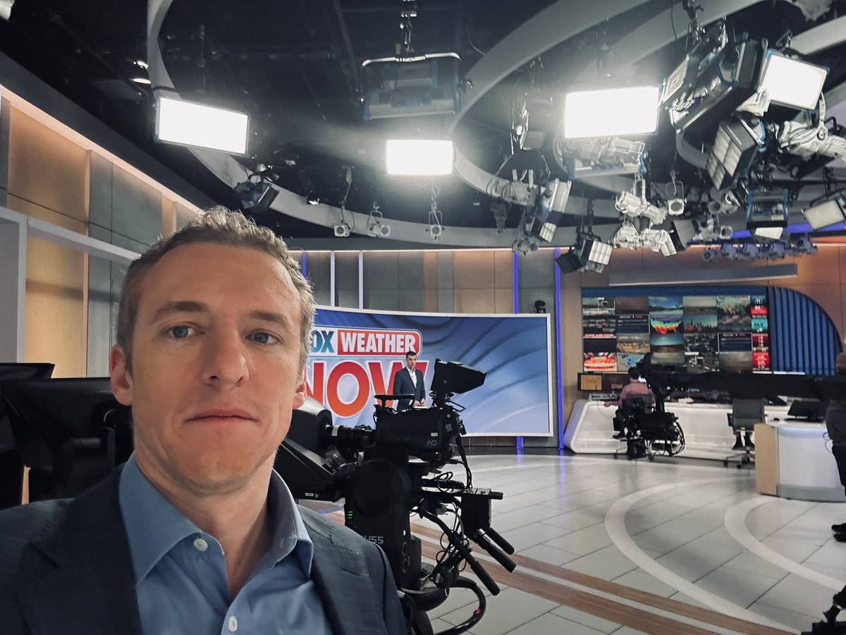 Yeah I’m still here.  Thanks to the ice storm, I’m hanging and getting into it!!

Catch me on <a href="/foxweather/">FOX Weather</a> w <a href="/IanOliverWX/">Ian Oliver</a> now! ❄️ 🧊 ⛈️