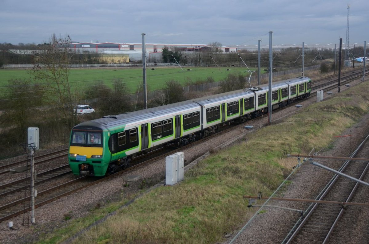 MrDeltic15's tweet image. On This Day, and more good stuff over the years : A4 Pacific 4464 'Bittern' at Isham in 2014; Scotrail Inter7City 43143 at Werrington Jct in 2020; London Midland 321415 at Marholm in 2016; and Colas 37421 tnt 37116 at Whittlesea in 2017 @railcamlive @RailwaysToday