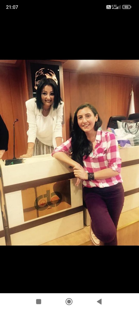 2015 - 2019 Kent Konseyi Kadın Meclisi başkanlığımda birlikte çalıştığımız yönetim kurulu üyemiz,iş İnsanı Sevgili Serap Sezer Tenikeci'nin vefatını büyük üzüntüyle öğrendim. Merhumeye Allah'tan Rahmet, kederli ailesine sabır ve başsağlığı diliyorum.
Böyle de olmamaliydi!