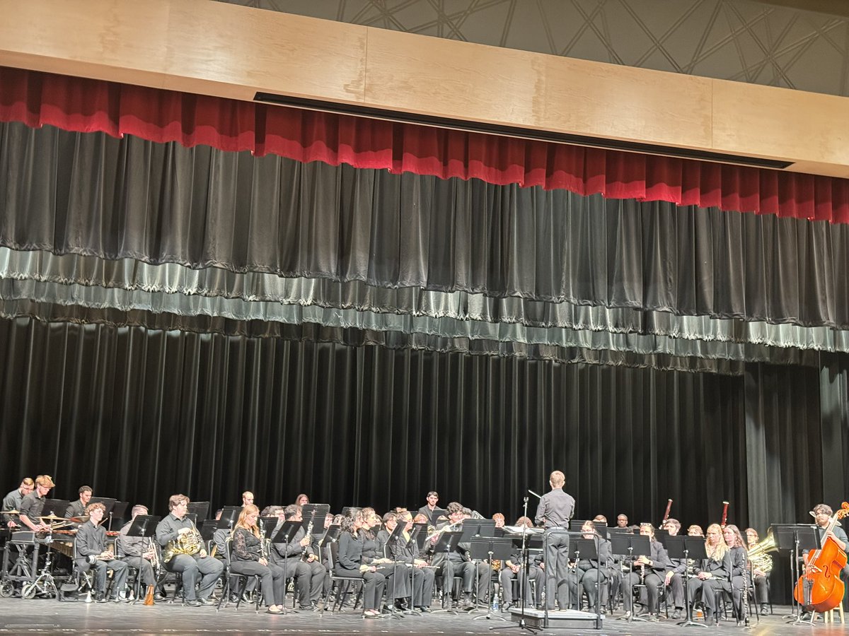 LEE Band tweet media