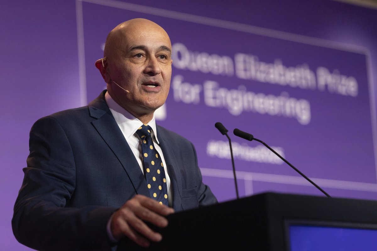 Thank you <a href="/jimalkhalili/">Jim Al-Khalili</a> for hosting such an incredible evening! #QEPrize2025