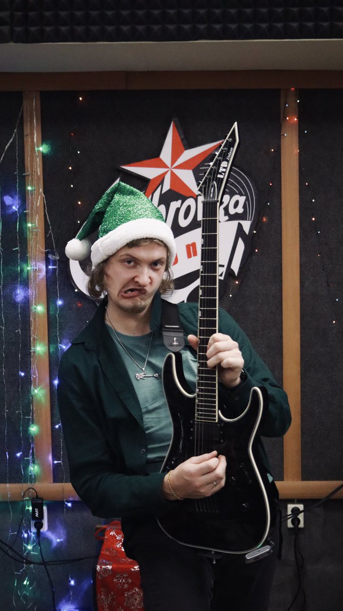 It's already February, but there's still no snow!😔
☃️It's time to get nostalgic with us for a real winter atmosphere❄. So we're sharing the backstage from the filming of the video 'Run Rudolph Run'!📹

💎Video:💎
youtu.be/KYCKHiOSv3g

#metal #backstage #music #cover