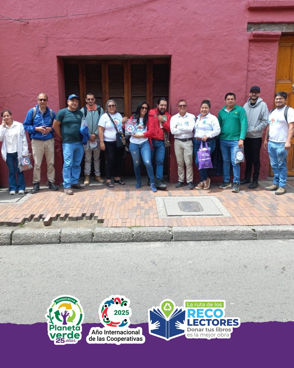 #Aestahora reunidas y reunidos en en las oficinas del Ministerio de Vivienda, Ciudad y Territorio en la ciudad  de Bogotá líderes y lideresas  recicladores de todas las regiones del país, para revisar el Decreto Basura Cero.