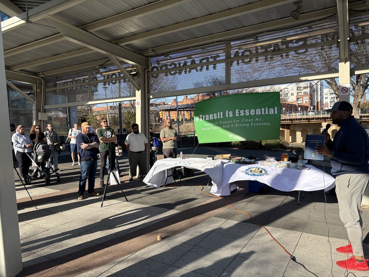 Carl Rist for Durham City Council (@carlfordurham) on Twitter photo Itās #TransitIsEssential Day in Durham. Thanks ā¦<a href="/LeoForDurham/">Leonardo Williams</a>ā© for issuing a proclamation on behalf of ā¦<a href="/CityofDurhamNC/">CityofDurhamNC</a>ā© and ā¦<a href="/movesafedurham/">Durham Transportation Department</a>ā© Itās #TransitIsEssential Day in Durham. Thanks ā¦<a href="/LeoForDurham/">Leonardo Williams</a>ā© for issuing a proclamation on behalf of ā¦<a href="/CityofDurhamNC/">CityofDurhamNC</a>ā© and ā¦<a href="/movesafedurham/">Durham Transportation Department</a>ā©