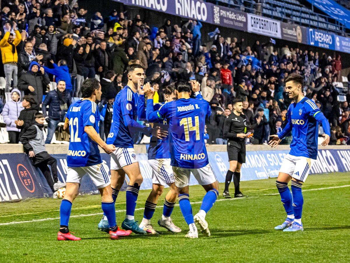 Feliz de mis primeros minutos con esta camiseta, gracias a la afición por el apoyo espero que tengamos muchas alegrías juntos, ya pensando en el siguiente partido 💪🏼🫂😄