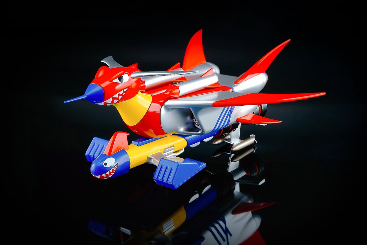 GokinMr's tweet photo. Sky Jet &amp; Garn Missile (Space Ironmen Kyodyne) Action Figure – Preordini https://t.co/KkaBPjBr63 #diecast #actionfigures #tokusatsu #tokusatsufan #Skyzel #Grounzle #宇宙鉄人キョーダイン #actiontoys https://t.co/iVcJaF3STp