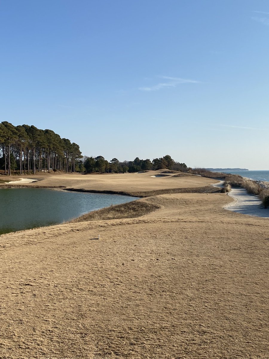 Plisken2112's tweet photo. What a glorious February afternoon for some quality control! #baycreek #nicklausdesign #coldbeverages https://t.co/c2VMWYPuwZ