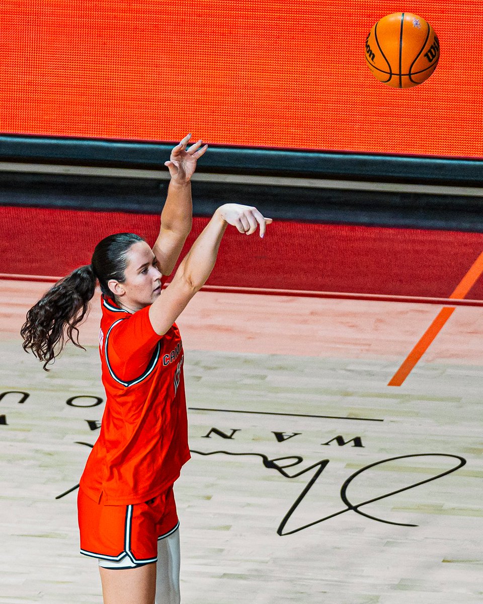 GoCamelsWBB's tweet photo. 𝐒𝐇𝐎𝐎𝐓𝐈𝐍𝐆 𝐋𝐈𝐆𝐇𝐓𝐒 𝐎𝐔𝐓 💫

Courtney Dahlquist 𝐋𝐄𝐀𝐃𝐒 the CAA shooting 38.9% from three and ranks 𝟐𝐧𝐝 in the league with 44 threes this season

@CourtDahlquist | #SweatAndServe https://t.co/JJwthH20pf