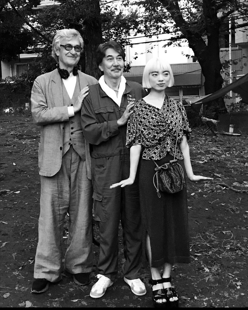 Wim Wenders, Kōji Yakusho &amp; Aoi Yamada during the filming of Perfect Days, 2023.