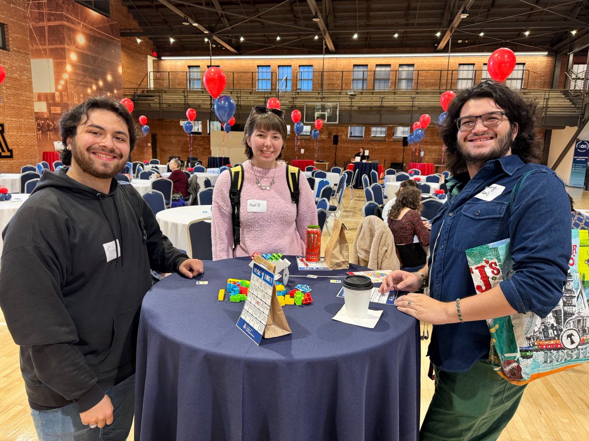UofAInfoSci's tweet photo. 📸 InfoSci Student Mixer Photo Dump 📸

🚀 Thank you to all the amazing students who joined us for the 2025 Spring InfoSci Student Mixer! 🎉 We had a fantastic time connecting, sharing insights and celebrating you and the College of Information Science. https://t.co/IYnjYI1UET