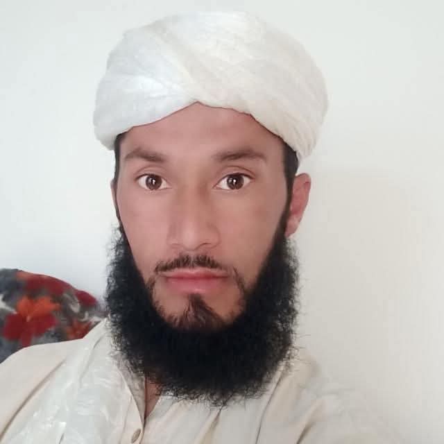 APNAQUETTAPTI's tweet image. حاجی سالار خان مسجد امام مسجد ثناءاللہ خان سکنہ پہاڑخیل پکہ کو نامعلوم ملازمان نے مسجد سے باہر نکال  کر اسحلہ اتشین سےفائرکرکے قتل کیا ہے مزکورہ امام مسجد کےساتھ ساتھ سپرئیرپبلک سکول میں انگلش ٹیچرتھااور پہاڑخیل گاوں میں امن کمیٹی کا صدر تھا
#SaveLakkiMarwat
#StopStateTerror