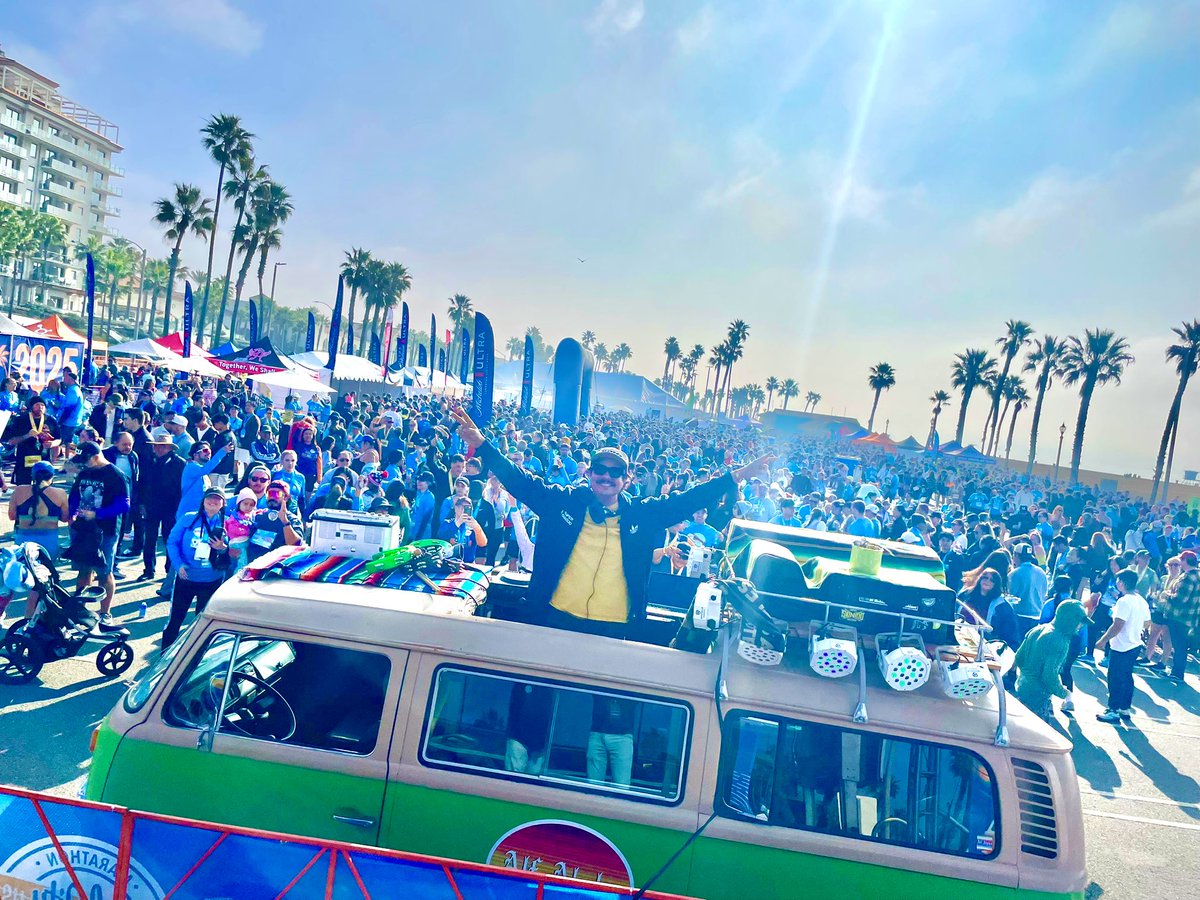 Great vibes at Surf City Marathon 2025