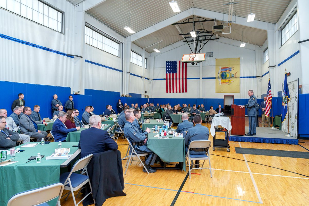NYstateparks's tweet photo. Honoring our best: agency and Park Police leadership recognized 17 officers for outstanding service and courageous acts at a ceremony at the Park Police Academy. Many of their colleagues and families attended. Read their stories and see photos: https://t.co/zUVYYKaxtq https://t.co/hdH315vM0g