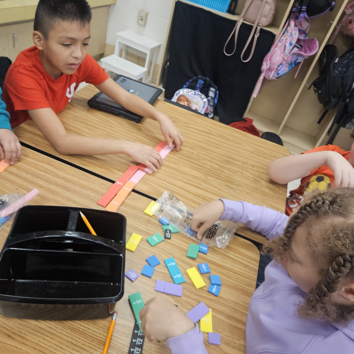 WeedenElem's tweet photo. So much fraction learning happening in 3rd grade! ##fcslearn #weareachievers https://t.co/35tfaAjcO7