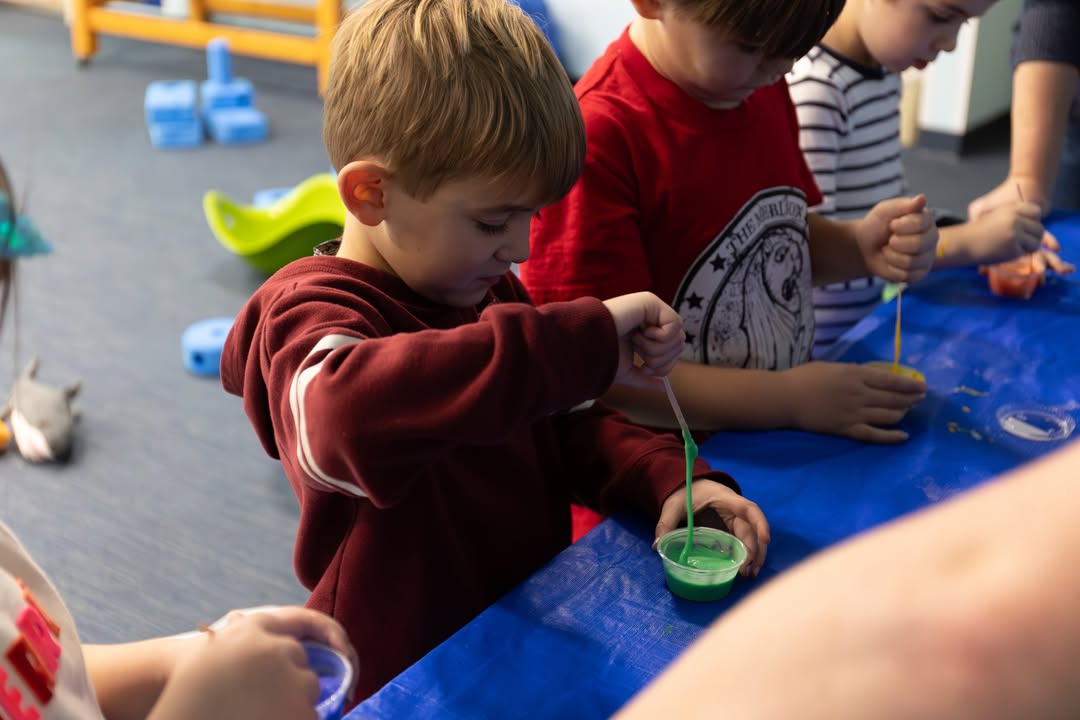 VAAquarium's tweet photo. Book your child's birthday party with us! 🥳 Our Aquarium educators host incredible birthday experiences with ocean-themed programs and the chance to meet some amazing animals. Learn more: https://t.co/iR6rGiCapK

Photos: Kids enjoying a birthday party at the Aquarium. https://t.co/jVBiMFJDtw