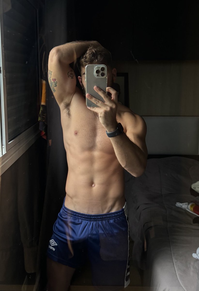powerfullkaio's tweet photo. 👅 https://t.co/odYMzOZSqp