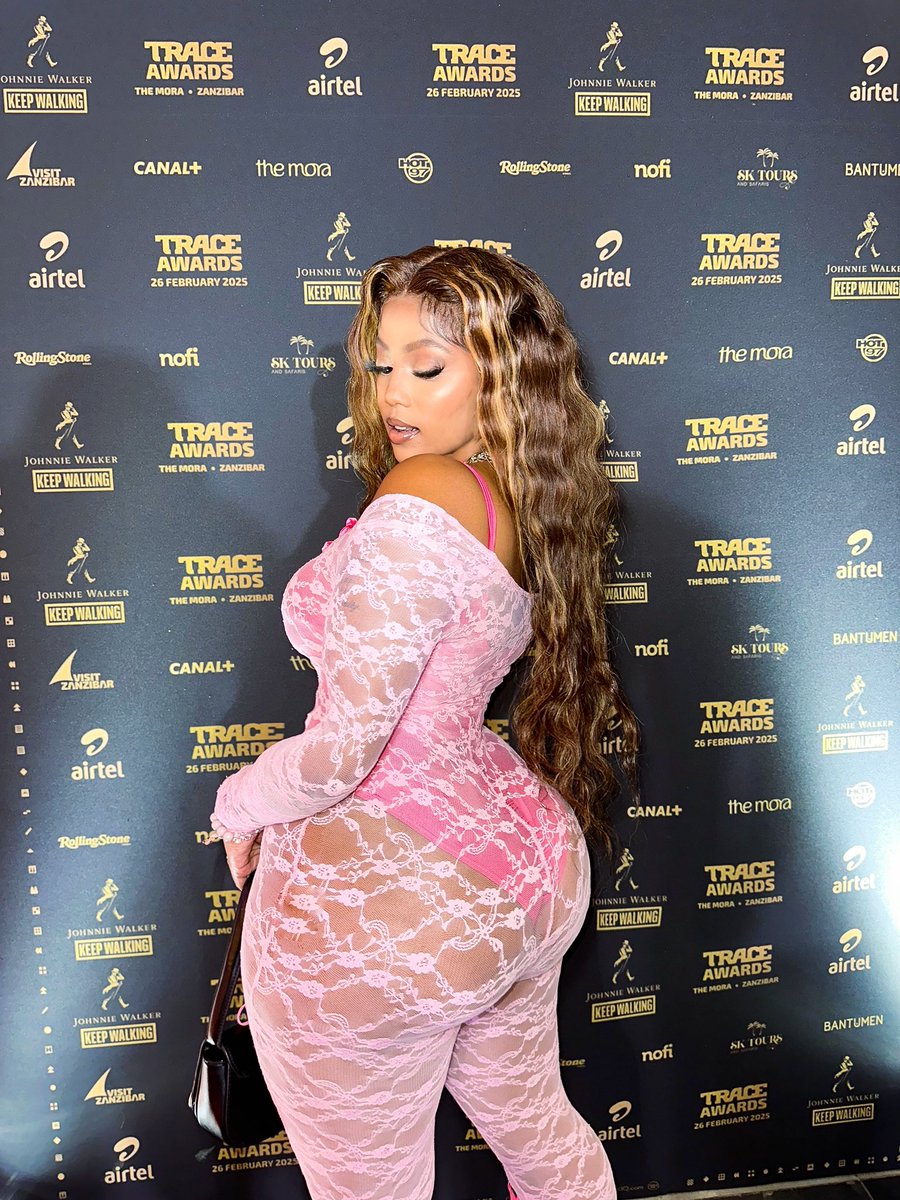 Pretty in pink 🎀 tysm to <a href="/TRACE_Inter/">TRACE Southern Africa</a> for having me ❤️