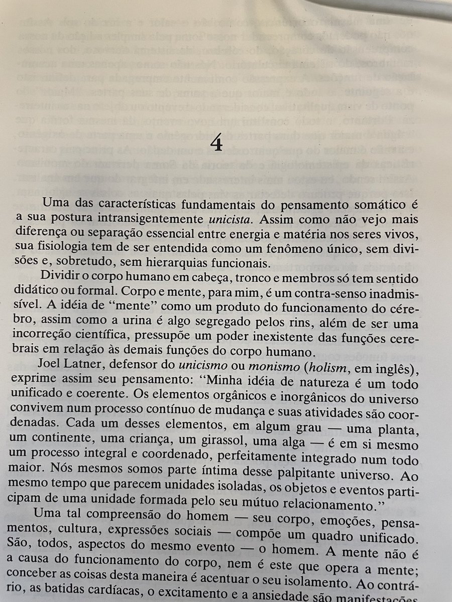 orgasmana's tweet photo. Amo que pros vários lados que eu atiro sempre vai pro mesmo alvo, acabar com a separação mente-corpo-espírito https://t.co/uyBbVbYEHR