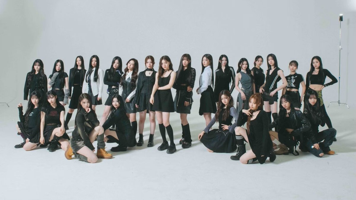 PearEntmt's tweet photo. .@PearStarletS is diligently preparing for the release of their comprehensive full album, featuring all 24 members. This eagerly anticipated project is scheduled to debut this spring, promising a rich musical experience for their fans. https://t.co/JZVthdMqxG