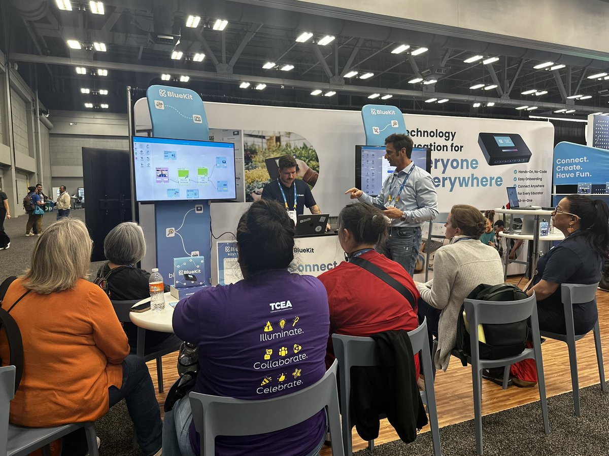 Thank you to everyone who came out to our last demo of #TCEA that we squeezed in!! #CreateWithBlueKit