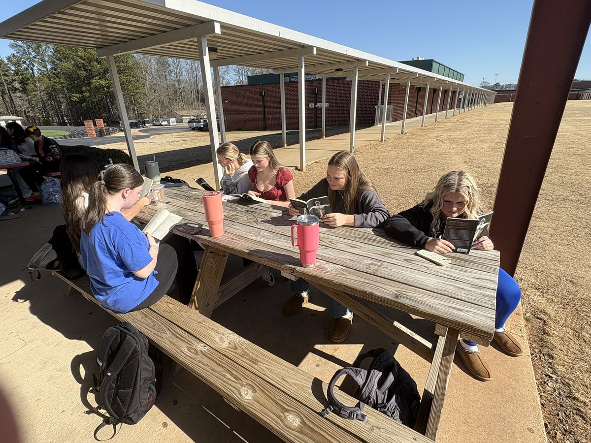 Brittany Pope Thomason tweet media