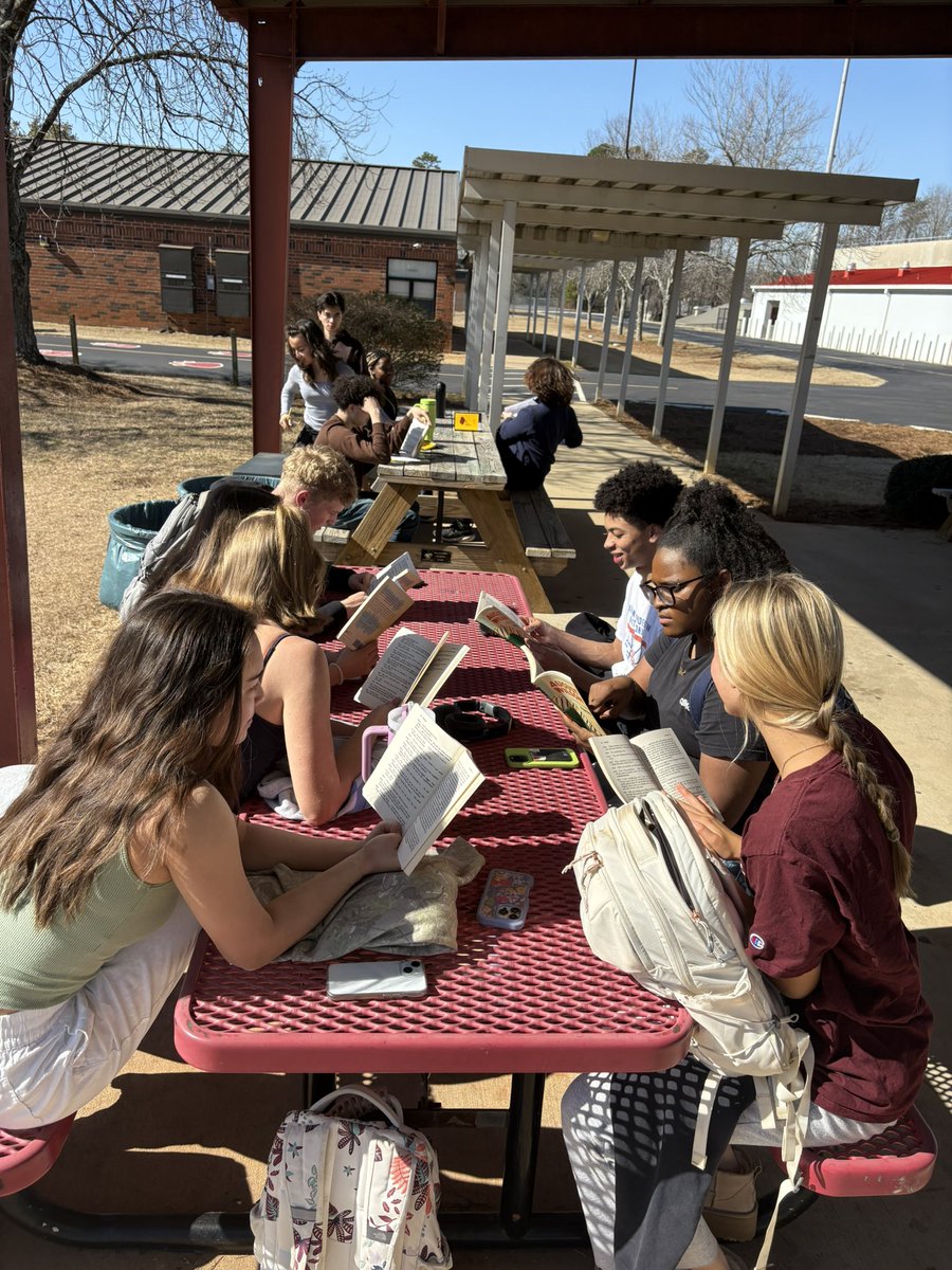 Brittany Pope Thomason tweet media