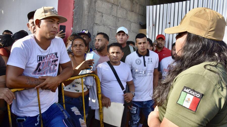 L'important (@limportant_fr) on Twitter photo Externalisation du système pénitentiaire américain. El Salvador propose d'accueillir les déportés et les ressortissants américains limportant.fr/infos-monde/3/… <a href="/ObservEurope/">L'Observatoire de l'Europe</a> Externalisation du système pénitentiaire américain. El Salvador propose d'accueillir les déportés et les ressortissants américains limportant.fr/infos-monde/3/… <a href="/ObservEurope/">L'Observatoire de l'Europe</a>