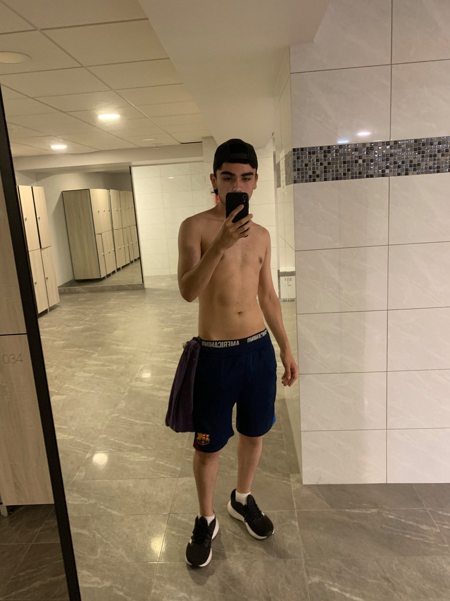 Jeraldo33's tweet photo. Día de gym 💪🏻 https://t.co/QOepSu8uCg