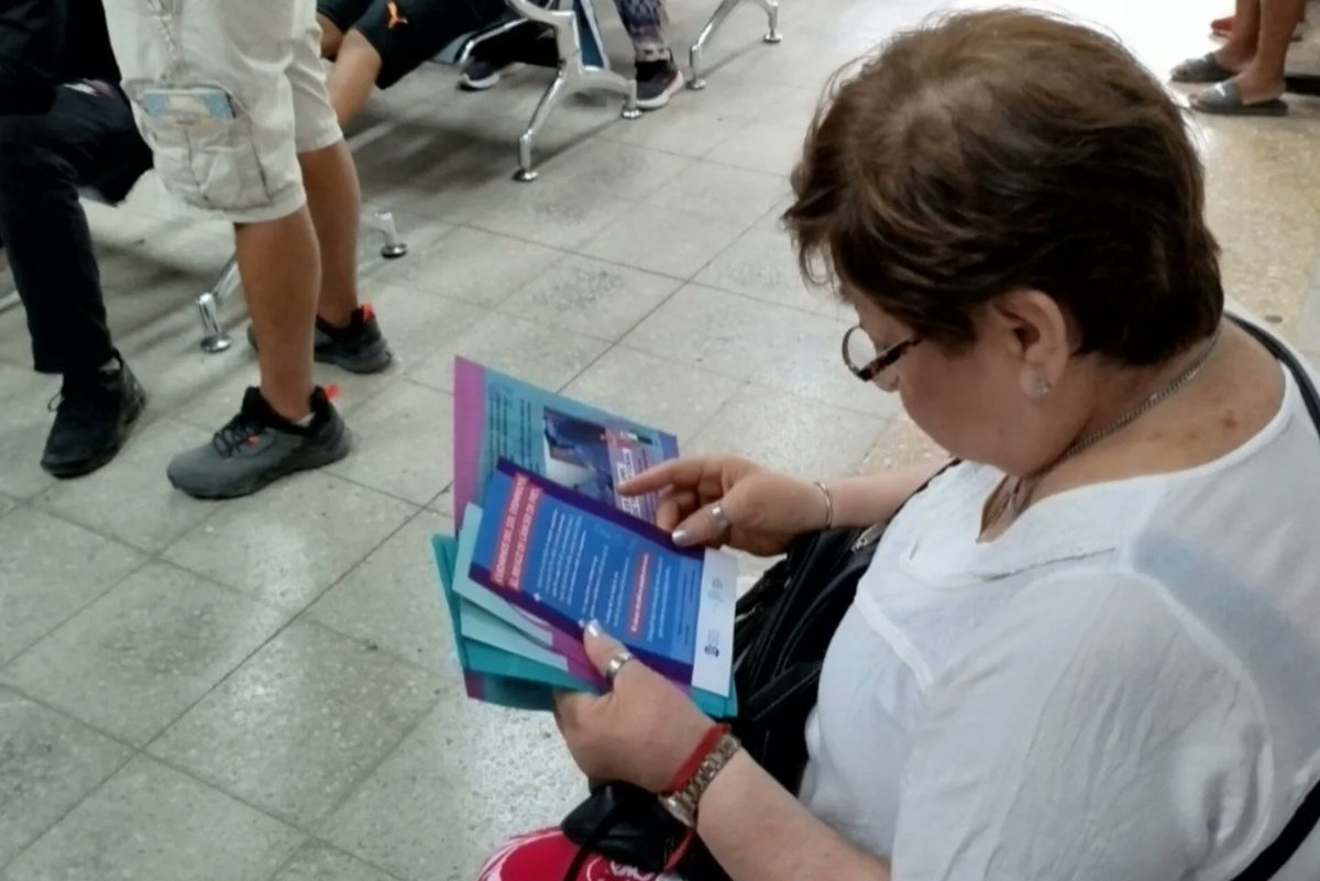 ❤️‍🩹 🗣En el Día Mundial Contra el Cáncer realizamos una charla informativa para la población general sobre prevención y detección temprana de cáncer en el Hospital Cestino de #Ensenada. 
Hilo 👇